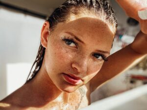 Photo "The complete guide to protecting your skin from the sun"