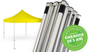 Corturile pot fi închise cu uși sau pereți