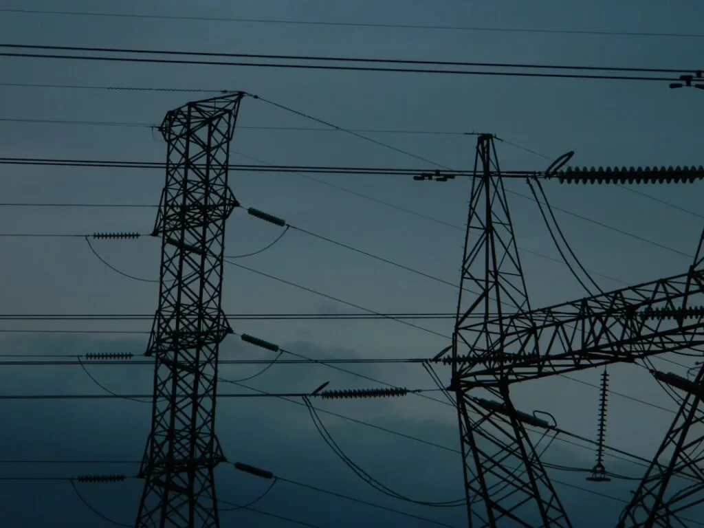 Photo energy market intermediaries