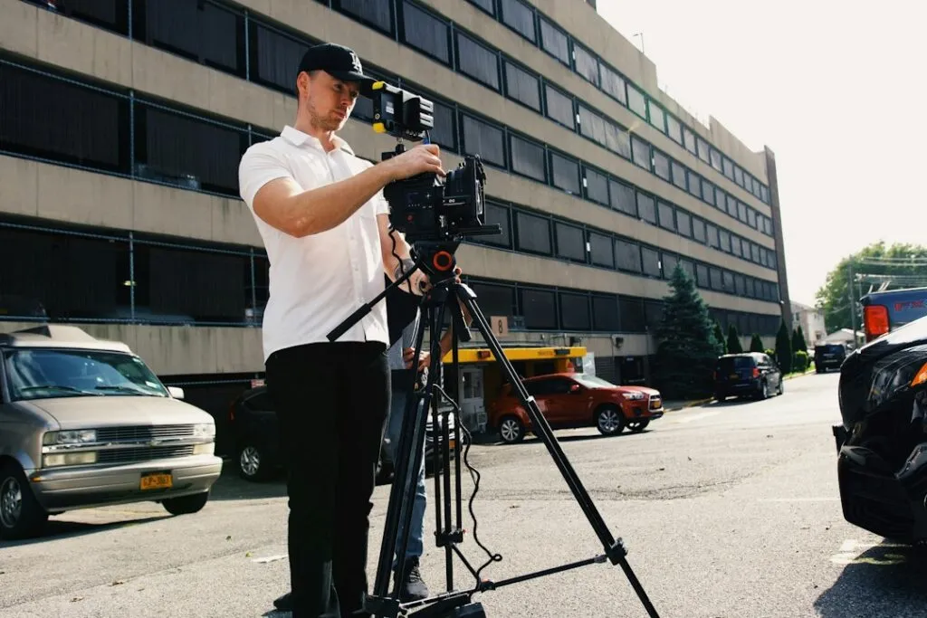 Photo field reporting journalism